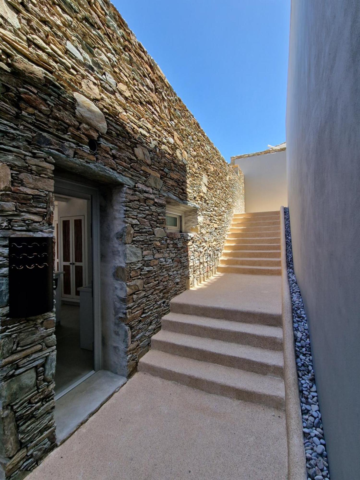 Agada Folegandros Suites & Villas Áno Meriá Екстериор снимка