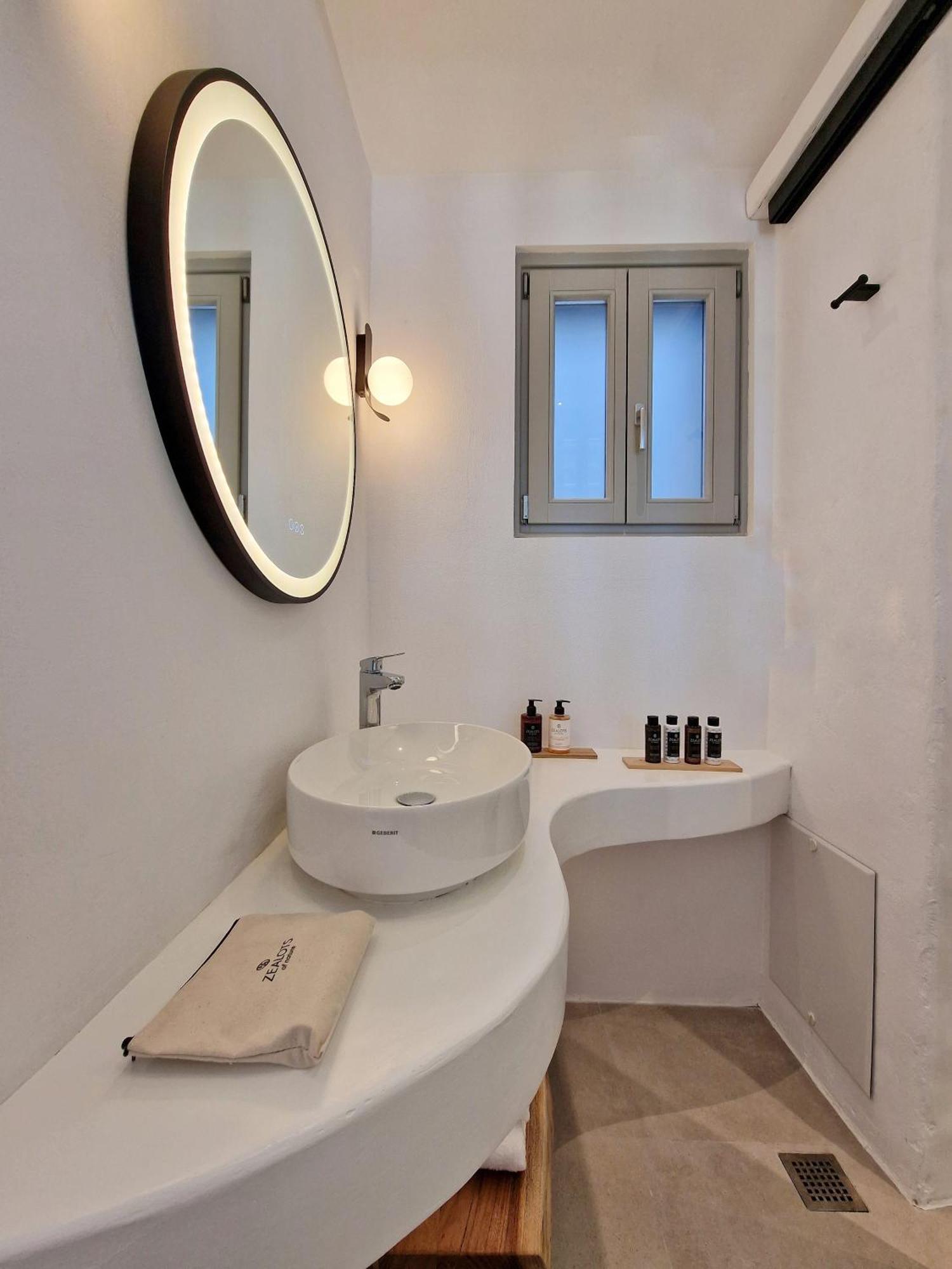 Agada Folegandros Suites & Villas Áno Meriá Екстериор снимка