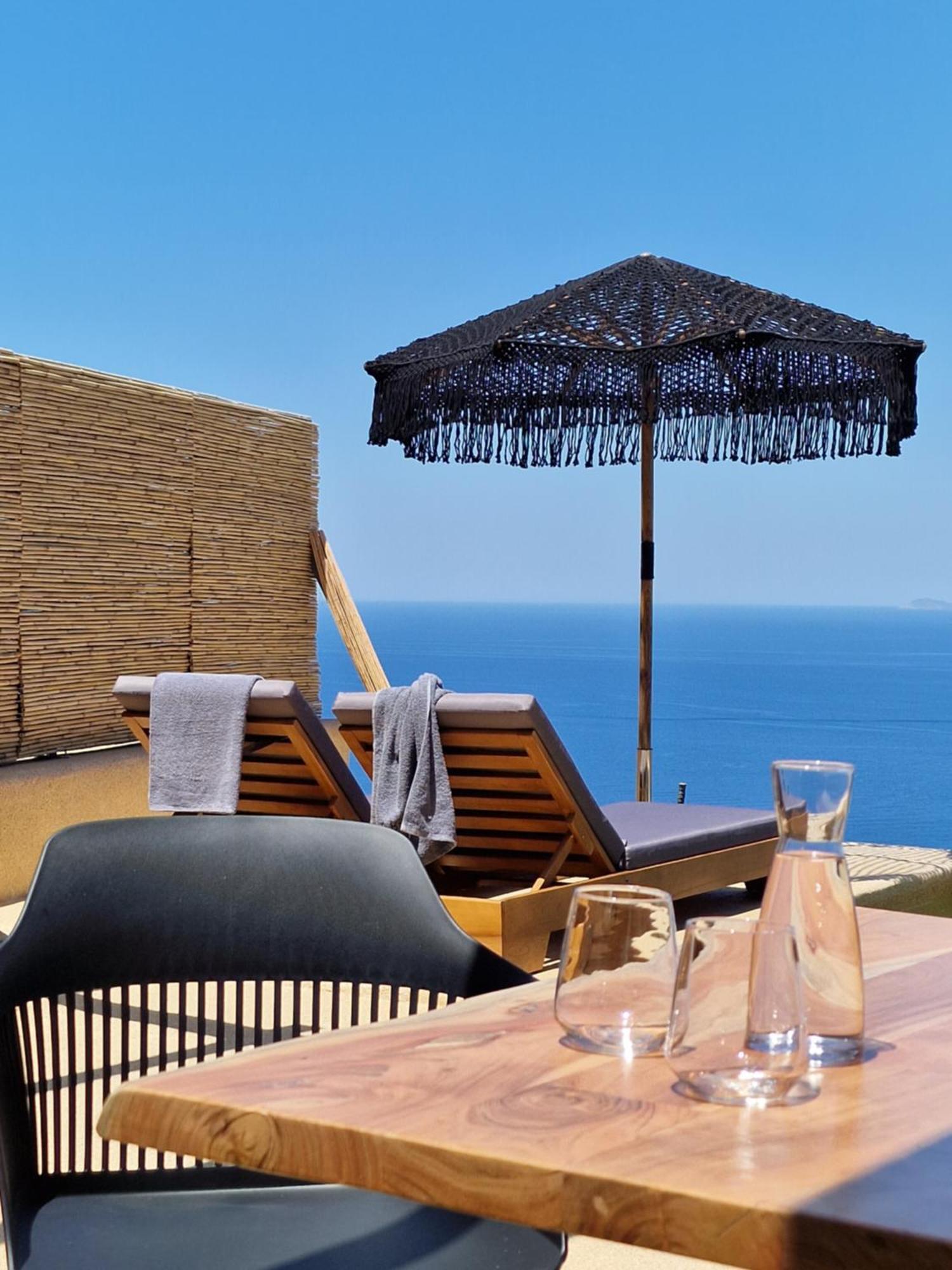 Agada Folegandros Suites & Villas Áno Meriá Екстериор снимка